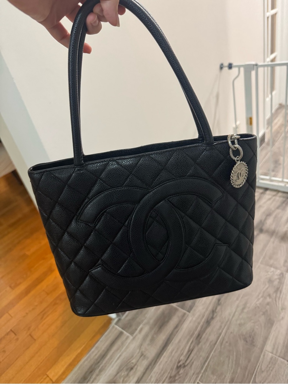 Chanel Black Caviar Medallion Tote Bag Leather - Picture 4 of 17